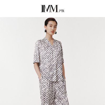 IMM尹默2026秋冬新品女装桑蚕丝印花时尚感短袖上衣