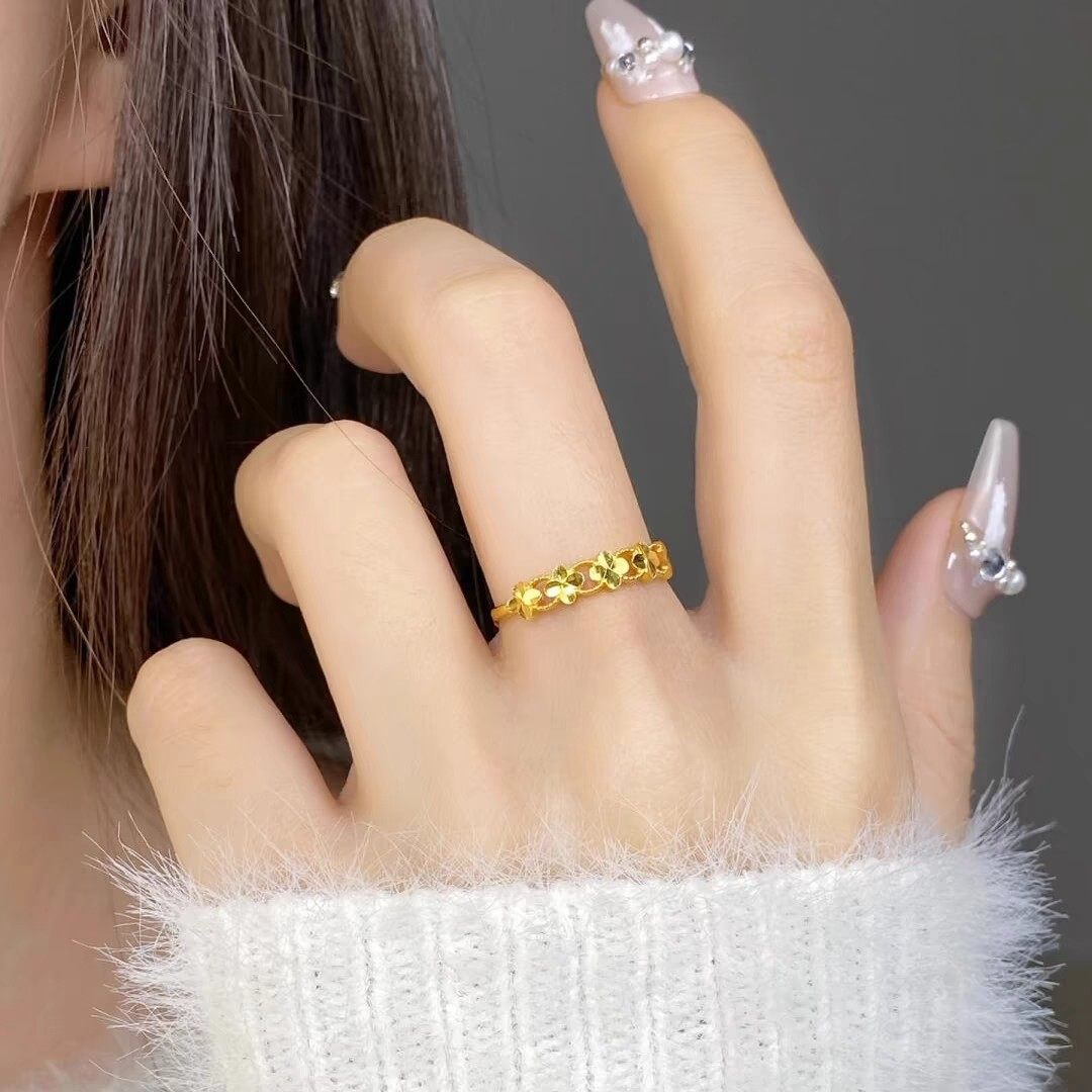 女士18K金四叶草5D硬素圈戒指