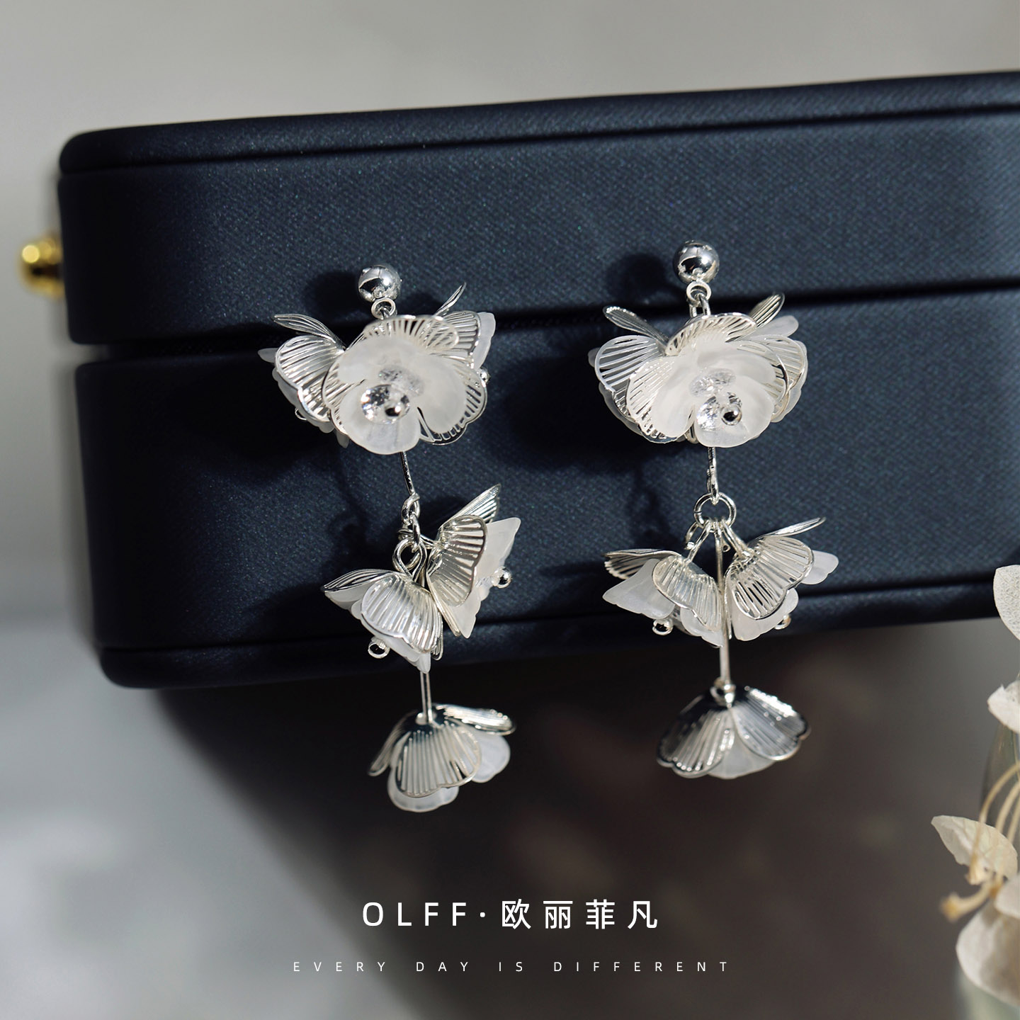 无痛耳夹甜美长款白色小花耳钉