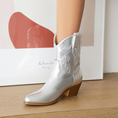 40-50外贸跨境大码女士短靴时尚绣花圆头西部牛仔靴H120
