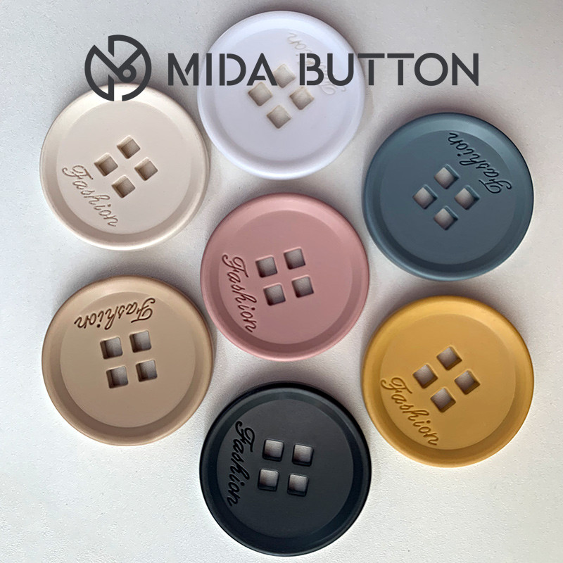 圆形百搭树脂高档纽扣大衣