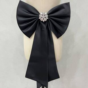 白色蝴蝶结缎面婚纱配件拖尾头纱长款婚礼腰部配饰简约高级