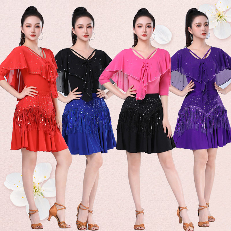 广场舞服装新款套装拉丁舞短裙演出服亮片半身裙子表演服三步踩,运动/瑜伽/健身/球迷用品,广场舞上装,淘宝优惠券,粉丝福利购,淘宝优惠卷