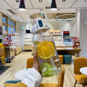 cille希乐运动吸管水杯1.5L水瓶