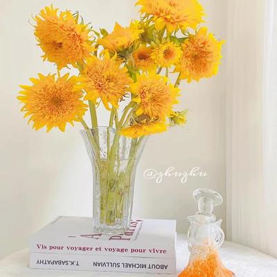 向日葵鲜花向阳而生花束插花