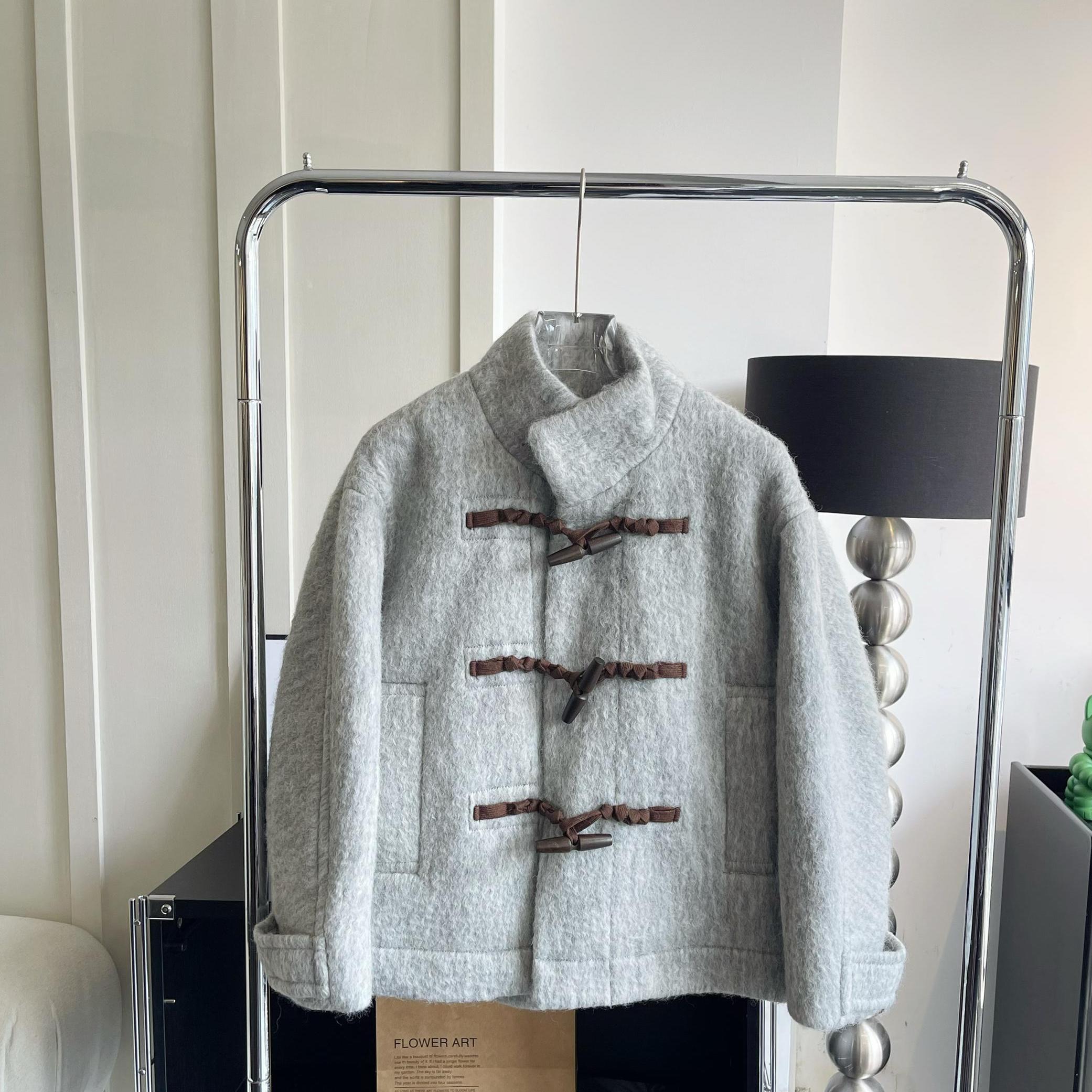 axb 史诗级版型 lem经典牛角扣羊毛大衣三色立领羊毛外套女