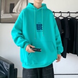 湖绿色
