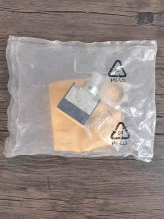 全新原装未拆封 图尔克 BI15-CK40-AD4X-H1141 传感器 现货销售