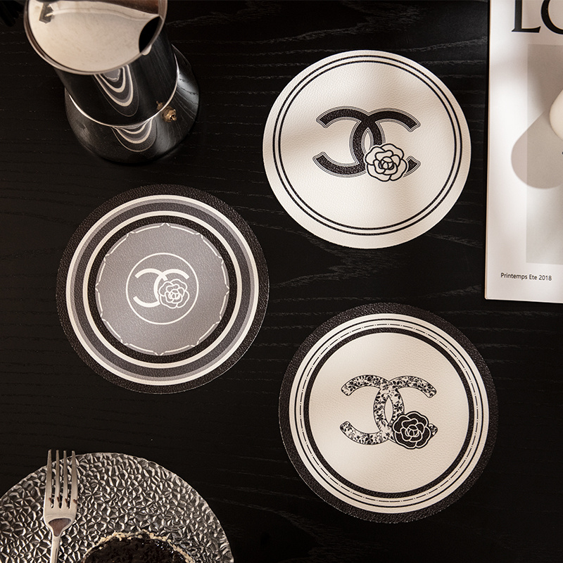 轻奢黑白餐桌防烫防水耐脏小圆餐