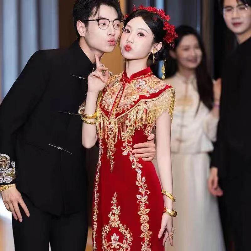 新中式订婚礼服裙婚礼旗袍刺绣回门服新娘敬酒服流苏披肩秀禾服