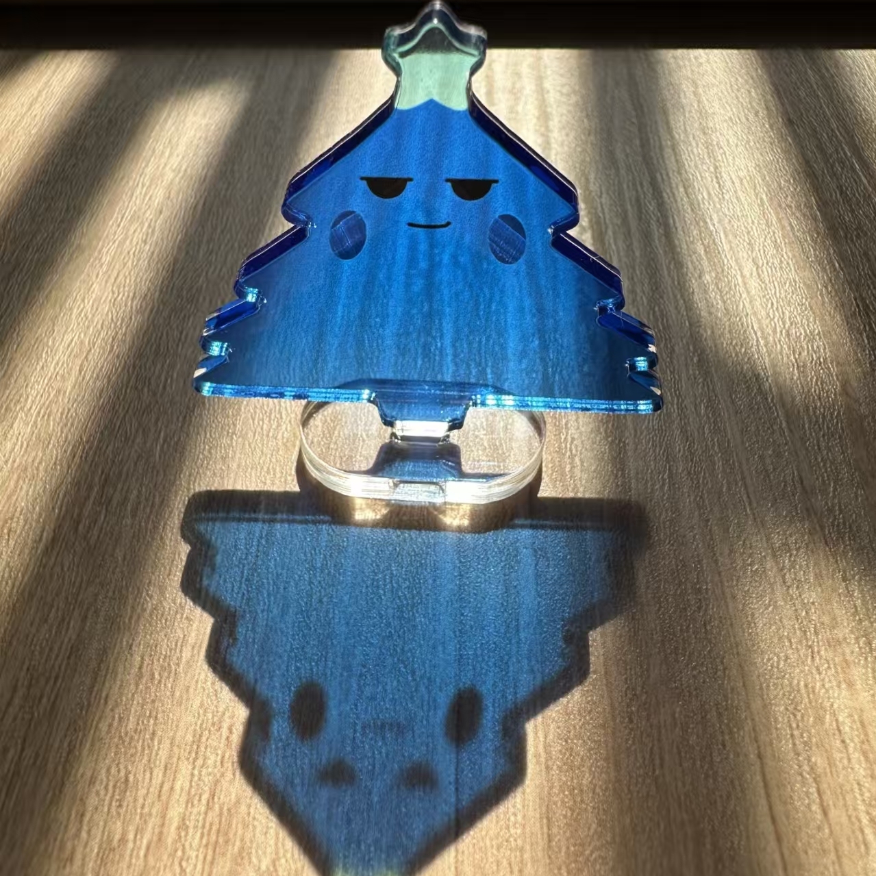 动漫周边同人自制罗小黑战记圣诞树亚克力立牌桌面装饰收藏摆件