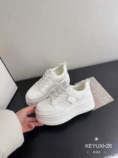 茵茵家2026春秋新款欧洲站真皮松糕底网面系带小白鞋女增高休闲鞋