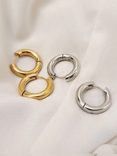 嘻哈摇滚圆形高级感大号粗犷朋克耳环女士耳圈网红颜人中钛钢饰品