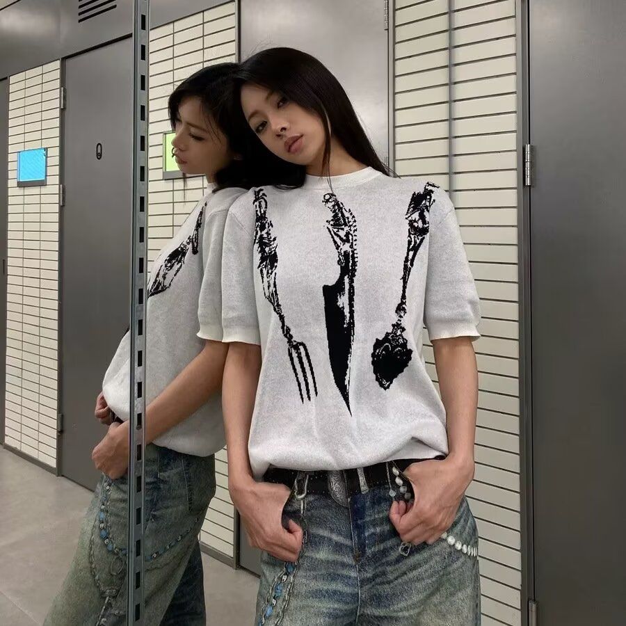 短袖t恤男潮牌夏季宽松五分袖2024年新款网红潮流ins简约印花上衣