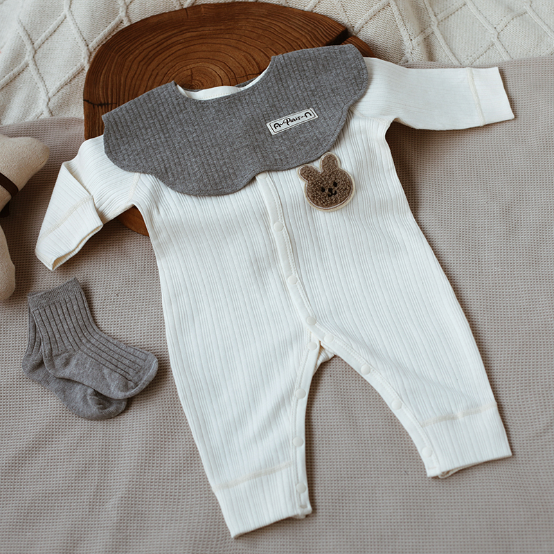 婴儿连体衣春秋长袖爬服外出服