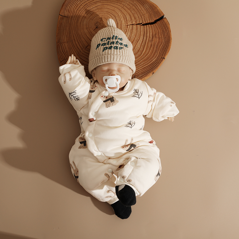 婴儿衣服秋冬保暖宝宝夹棉连体衣