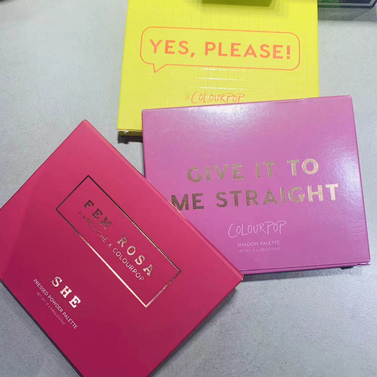 【每日特价】colourpop卡拉泡泡十二色眼影盘 玫瑰盘 日落盘