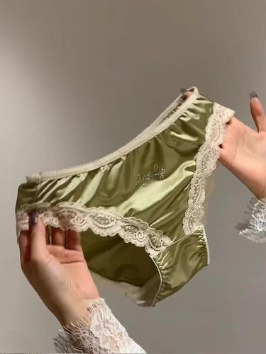 香槟小钻~丝滑缎面好有氛围感呀！高级贵妇感拿捏~真的好好穿吖！