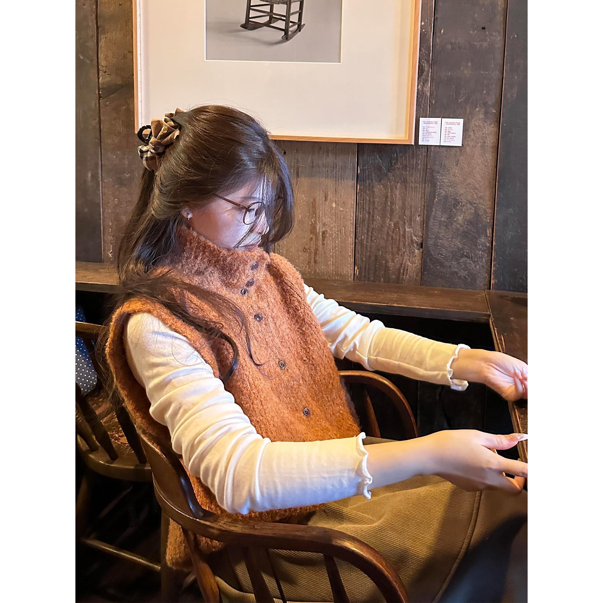 超好看高领针织开衫马甲