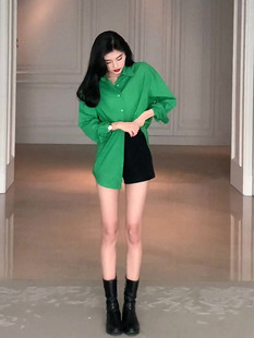 港风chic外穿中长款绿色衬衫女春秋新款复古洋气百搭长袖衬衣上衣