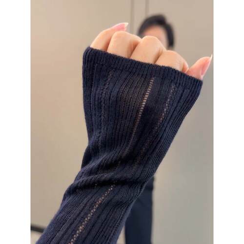 高智感镂空针织打底衫