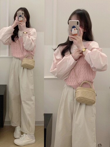 韩版圆领喇叭袖衬衫+方麻