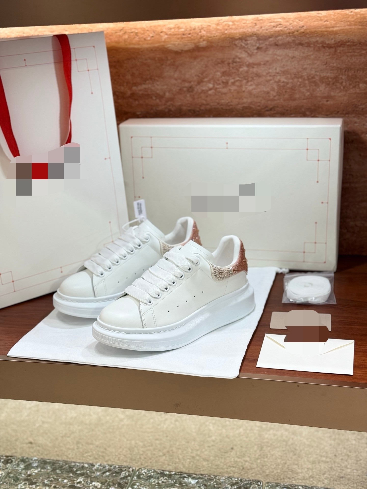 天花高版真皮厚底增高小白鞋女26春新款时尚休闲运动板鞋水钻单鞋,女鞋,休闲板鞋,淘宝优惠券,粉丝福利购,淘宝优惠卷