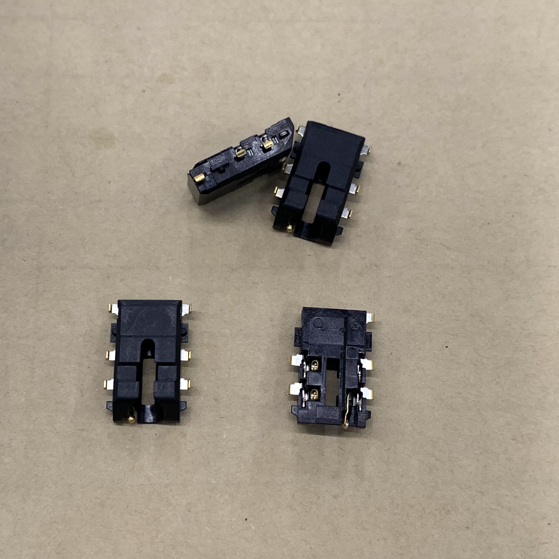 适用华为畅享7S 8PLUS NOVA3 NOVA3E P20青春版版 耳机孔 音频座