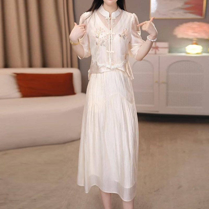 时尚套装连衣裙2026新款女夏季减龄轻奢高级感半身裙两件套新中式