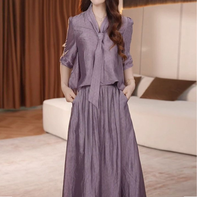 气质减龄粉色假俩件连衣裙女2026春季新款收腰显瘦设计感中长裙子