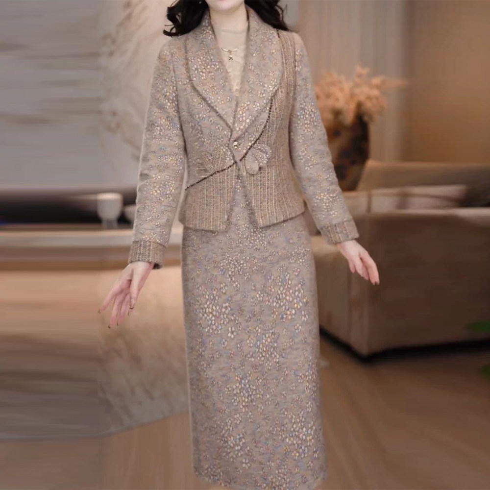 慕尧方高级贵妃绒外套搭连衣裙女2025年秋冬季修身显瘦