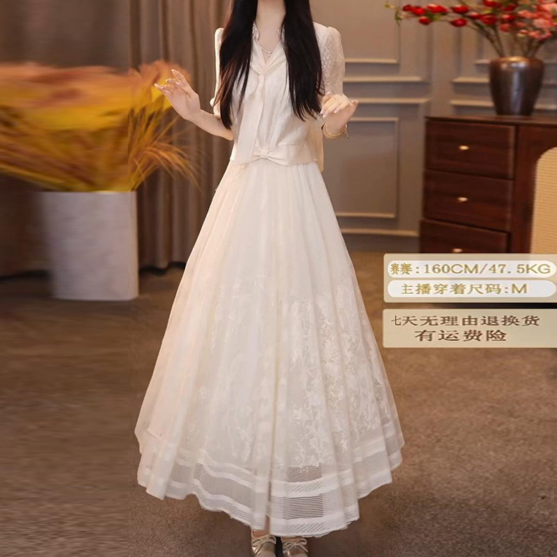添金今年流行爆款套裙女2026新款春装高级感减龄上衣半身裙两件套