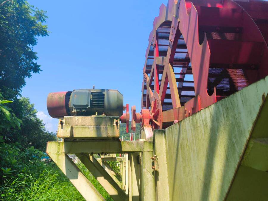 3月16日云浮市建材公司内的一批机械设备及其配套设施网络拍卖公告