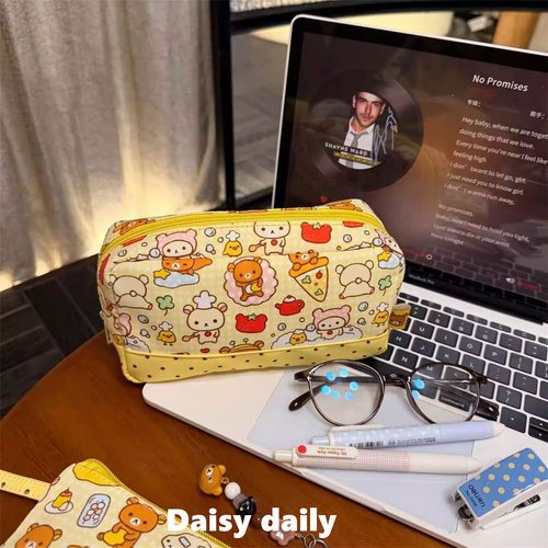 日系可爱熊笔袋女孩款小众高颜值帆布铅笔盒文具袋学生杂物收纳袋