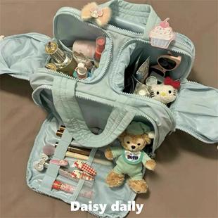 薄荷绿化妆包多功能大容量便携旅行手提包化妆护肤分区收纳洗漱包