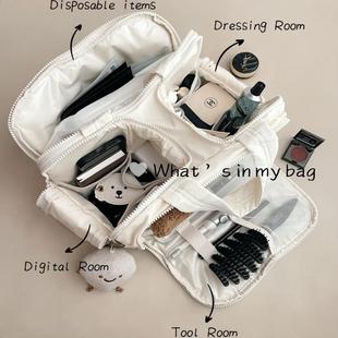 高级感化妆包2025新款 多功能洗漱分区收纳包大容量 女生外出便携式