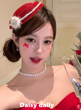 圣诞氛围感cos闪钻雪花毛球红色小礼帽发夹女穿搭节日拍照头饰