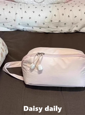 化妆包女2025新款ins高级感女简约旅行出差收纳便携大容量洗漱袋