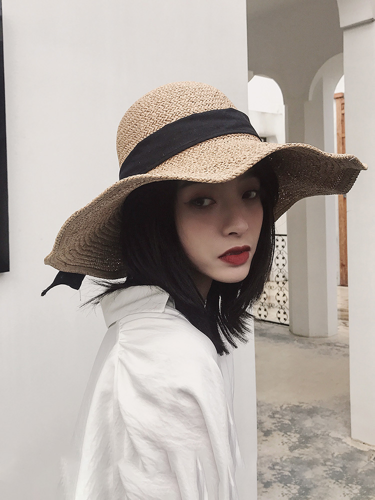 Sunshade straw hat Children's summer sunscreen net red section big brim Korean version tide seaside vacation wild summer beach cool hat