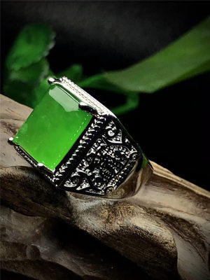 冰种阳绿镶嵌玉戒指活口缅甸翡翠