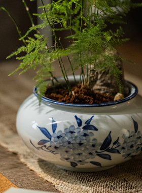 掬涵新中式绣球纹青花瓷花盆