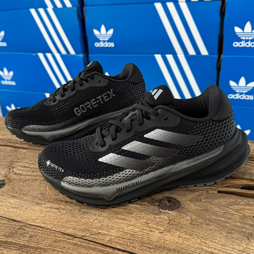 Adidas阿迪达斯Surpernova GORE TEX缓震回弹运动跑步鞋女 ID6304