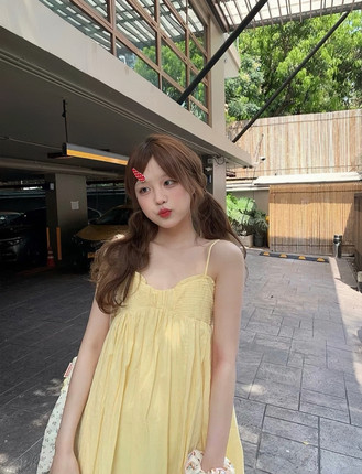 bear熊熊的店 小个子法式绝美海边度假风黄色吊带连衣裙女夏