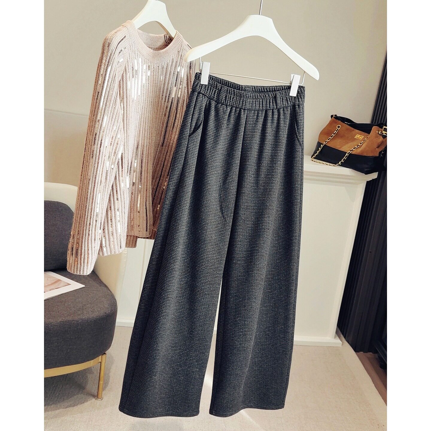 深灰色加绒加厚毛呢阔腿裤女2025秋冬新款高腰直筒松紧腰休闲长裤