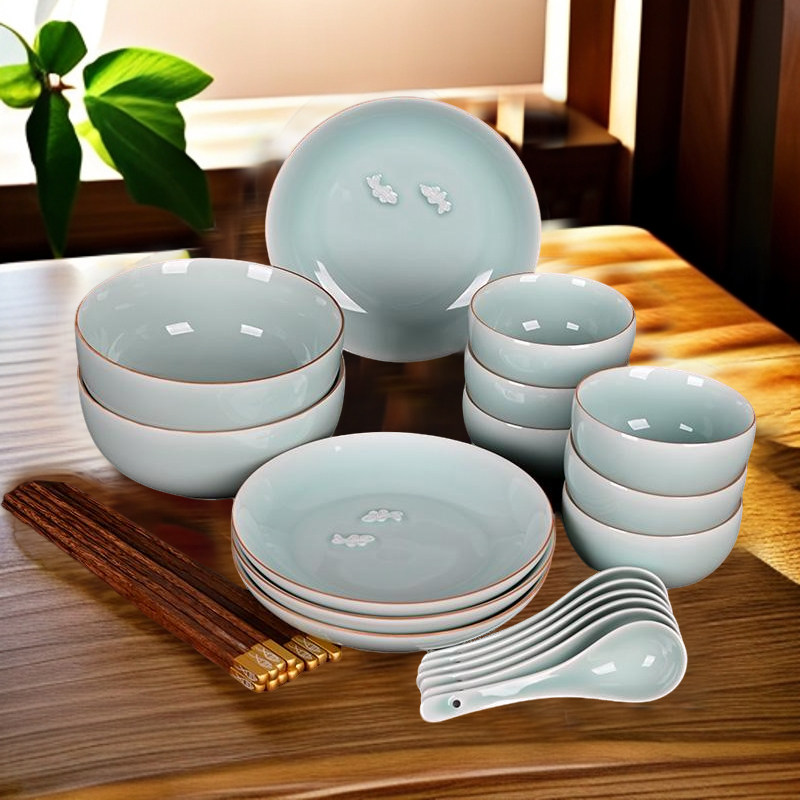 精品青瓷白鱼梅花家用餐具米饭碗菜盘勺子陶瓷24头中式餐具套装
