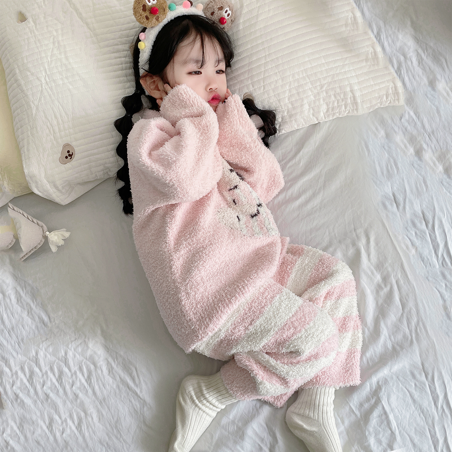 秋冬女童毛绒家居服2025新款韩版儿童卡通半边绒女孩睡衣亲子套装