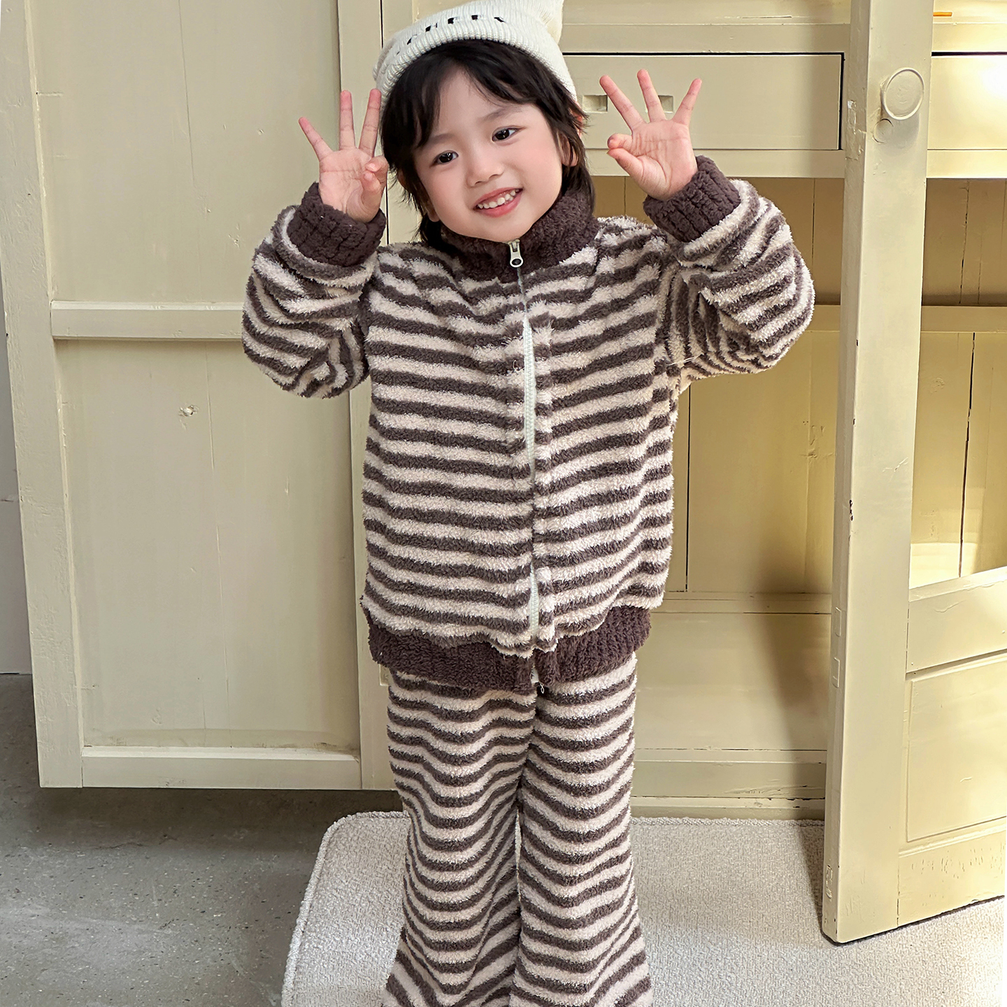 韩国儿童半边绒睡衣秋冬拉链立领