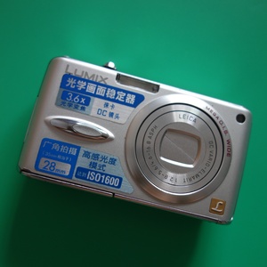 Panasonic/松下 DMC-FX01数码相机二手松下FX01相机600万像素广角