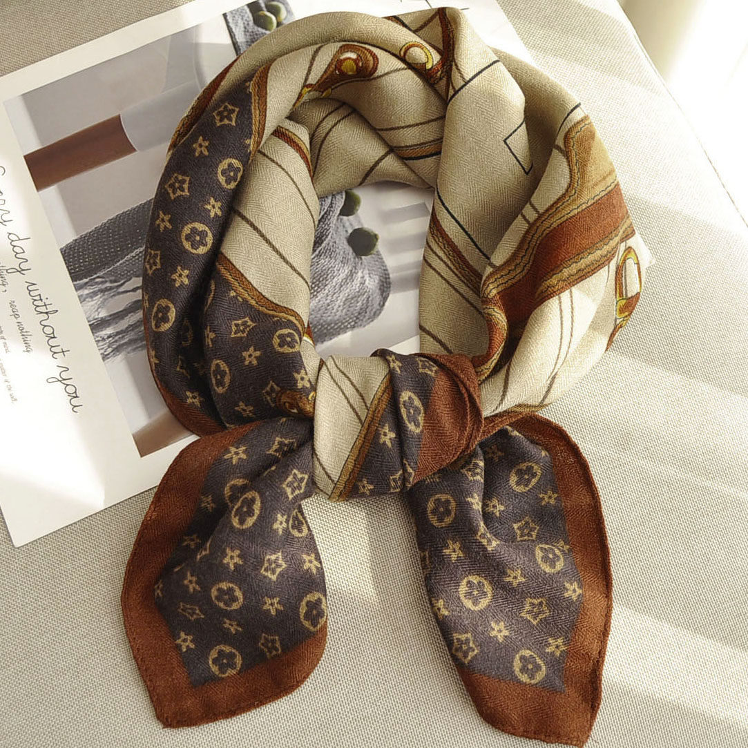 咖啡色棉麻丝巾护颈小方巾围巾2025新款巨好看今年流行护脖子围脖