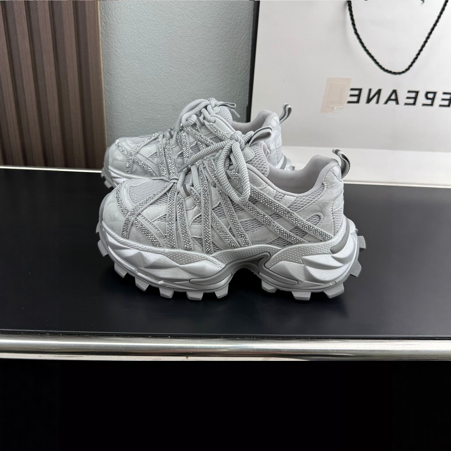 厚底轻便防滑老爹鞋女2026新款春款女款鞋子女爆款软底不累脚百搭